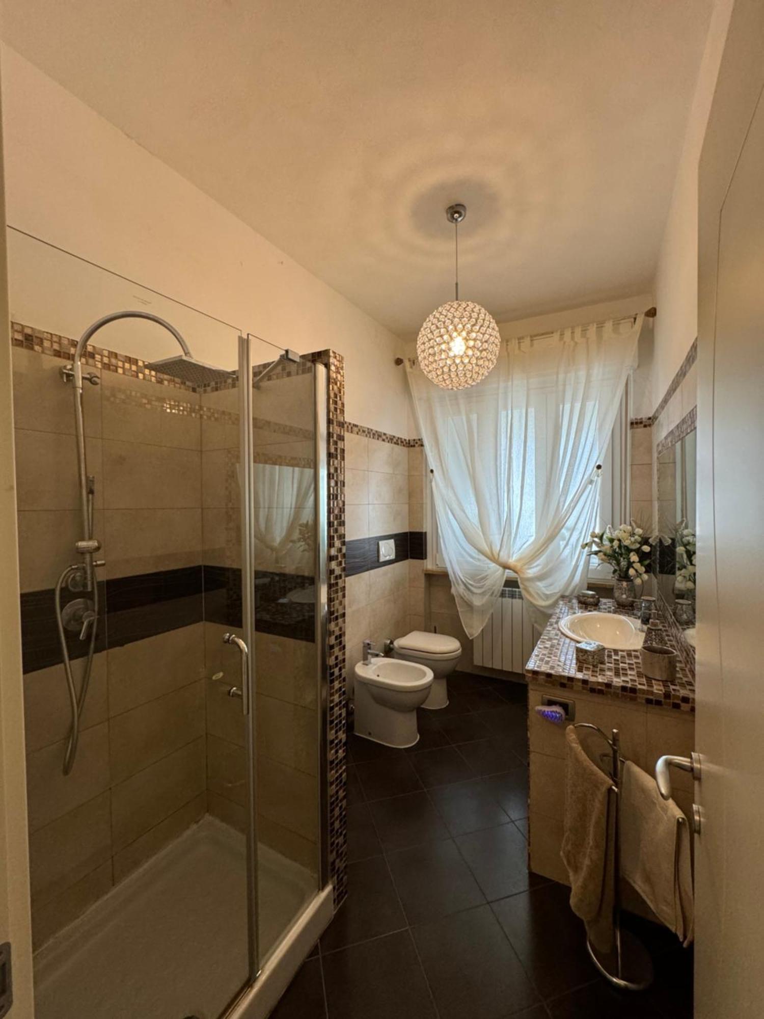 Romeo Apartment 2 Livorno Bagian luar foto